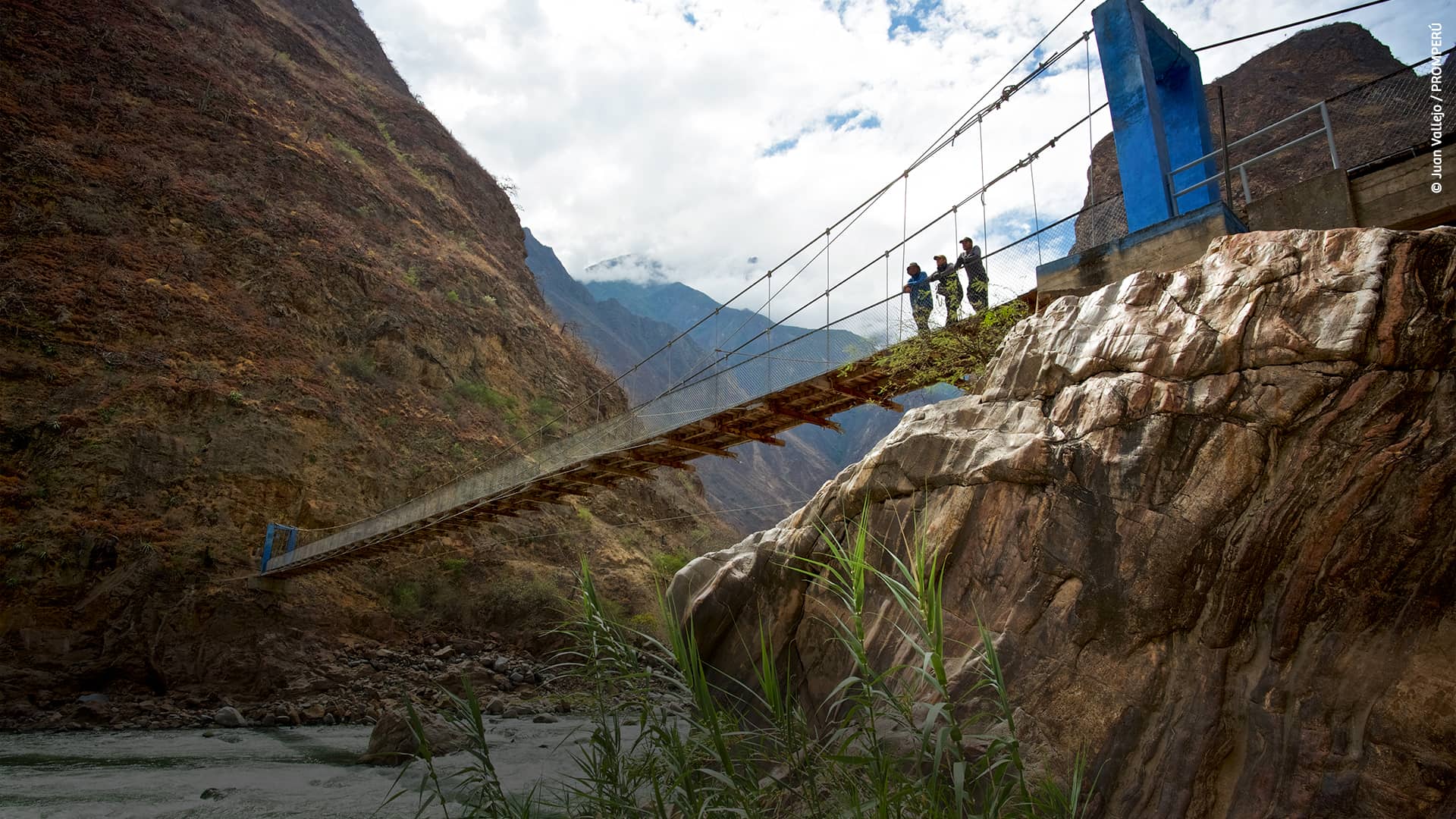 Trekking to Choquequirao – Juan Vallejo – © PROMPERÚ
