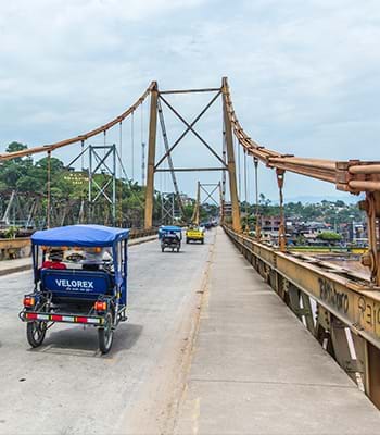 Visit the pools in mototaxi from the Leymebamba Museum