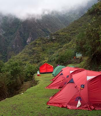 Camping en alrededores del Nevado Salkantay