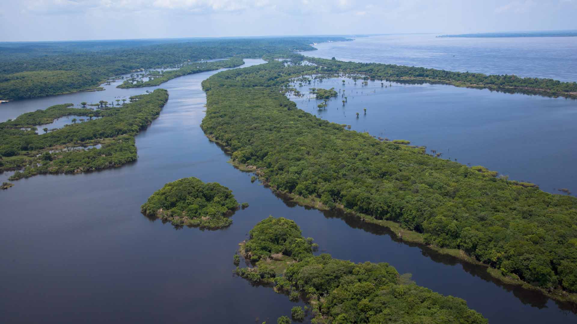 Río Amazonas, el río más caudaloso y largo del mundo