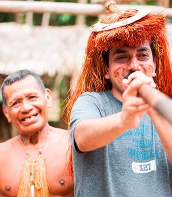 Visite des communautés natives proches du Fleuve Amazone