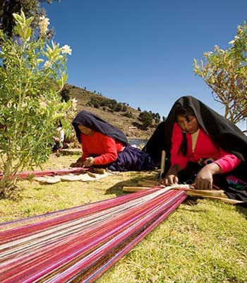 Tisserand artisanal à Taquile