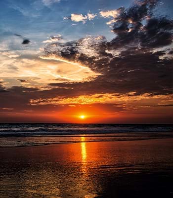 Coucher de soleil sur la plage d'Organos