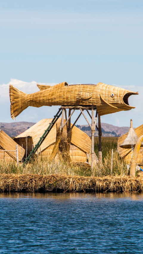 Islas Flotantes de los Uros no Lago Titicaca, Puno.