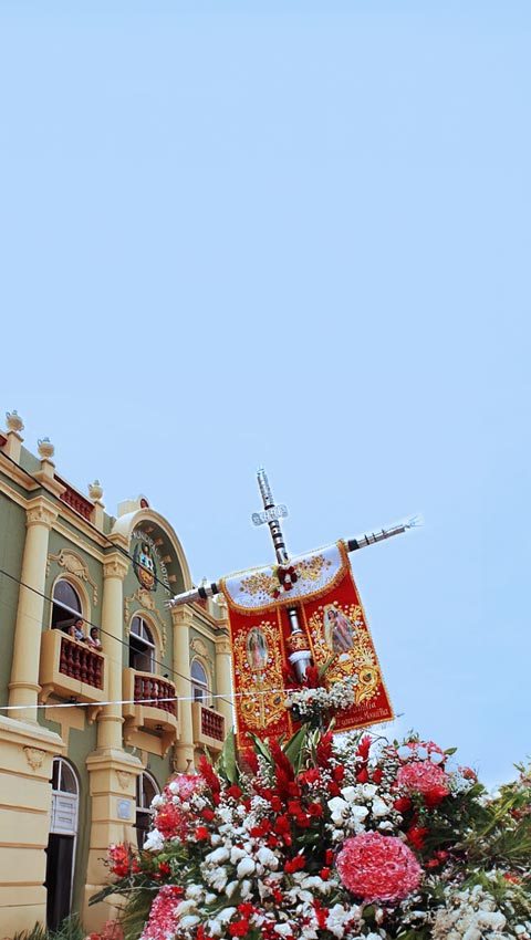 Procesión de la Santísima Cruz de Motupe
