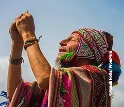 Pagamento à terra durante a celebração do Inti Raymi