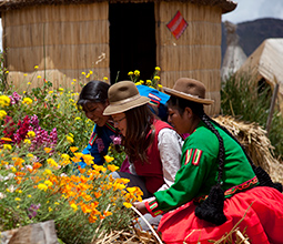 Tourism in the Uros Islands