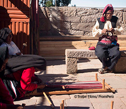 Textile work on Amantaní Island.