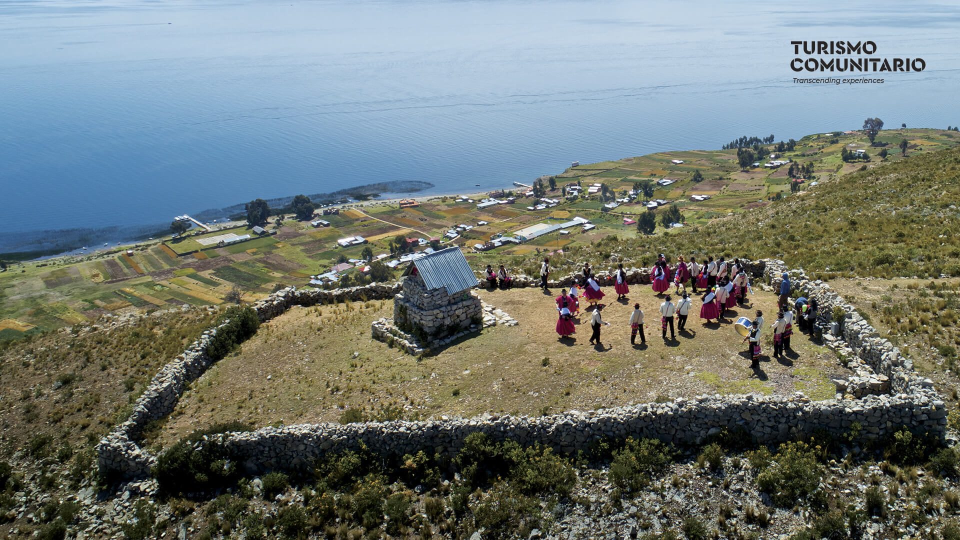 Luquina typical dance