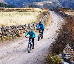 Mountain biking in the Colca Valley