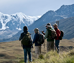 Hike through the Ausangate Icecap