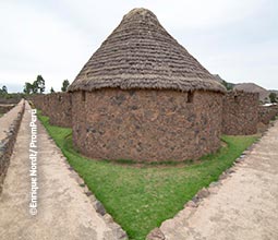 Centro Arqueológico de Raqchi.