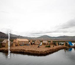 Isla de los Uros.
