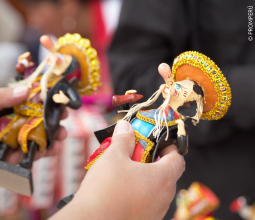artesania-en-la-feria-santurantikuy-mosaico-2