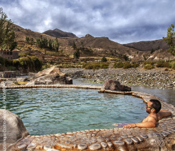 disfrutando-de-banos-termales-arequipa-mosaico-5