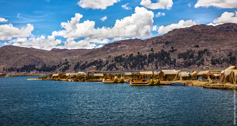 islas-flotantes-de-los-uros-lago-titicaca-general-desktop