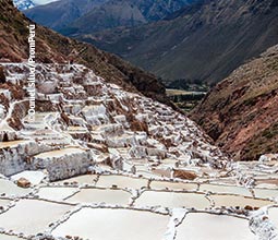 Vista de las Salineras de Maras