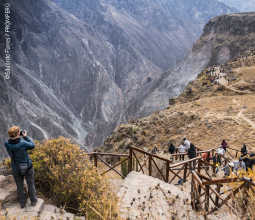 Vista aerea del Canyon del Colca