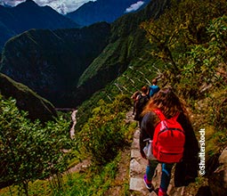 Turistas em Huayna Picchu