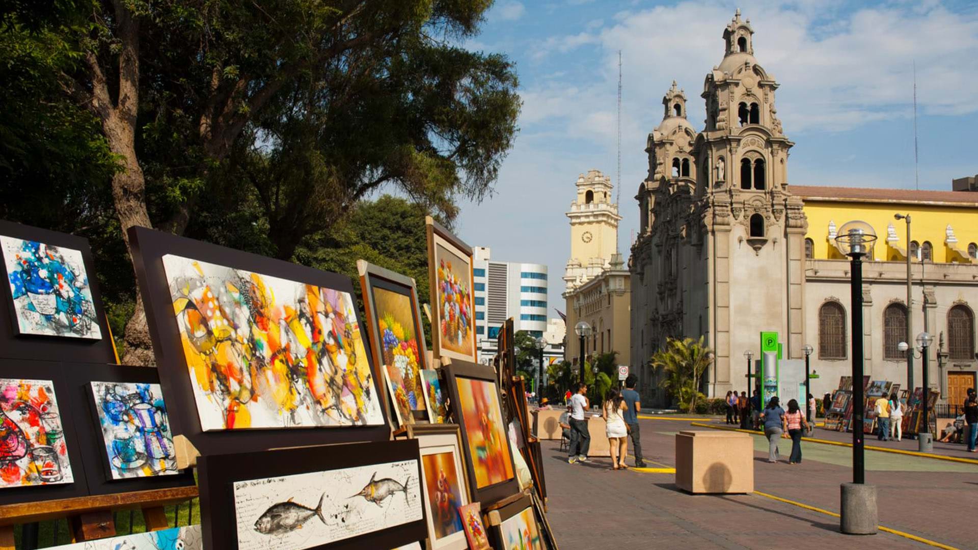Parque de la Reserva, one of the most important and oldest in Lima
