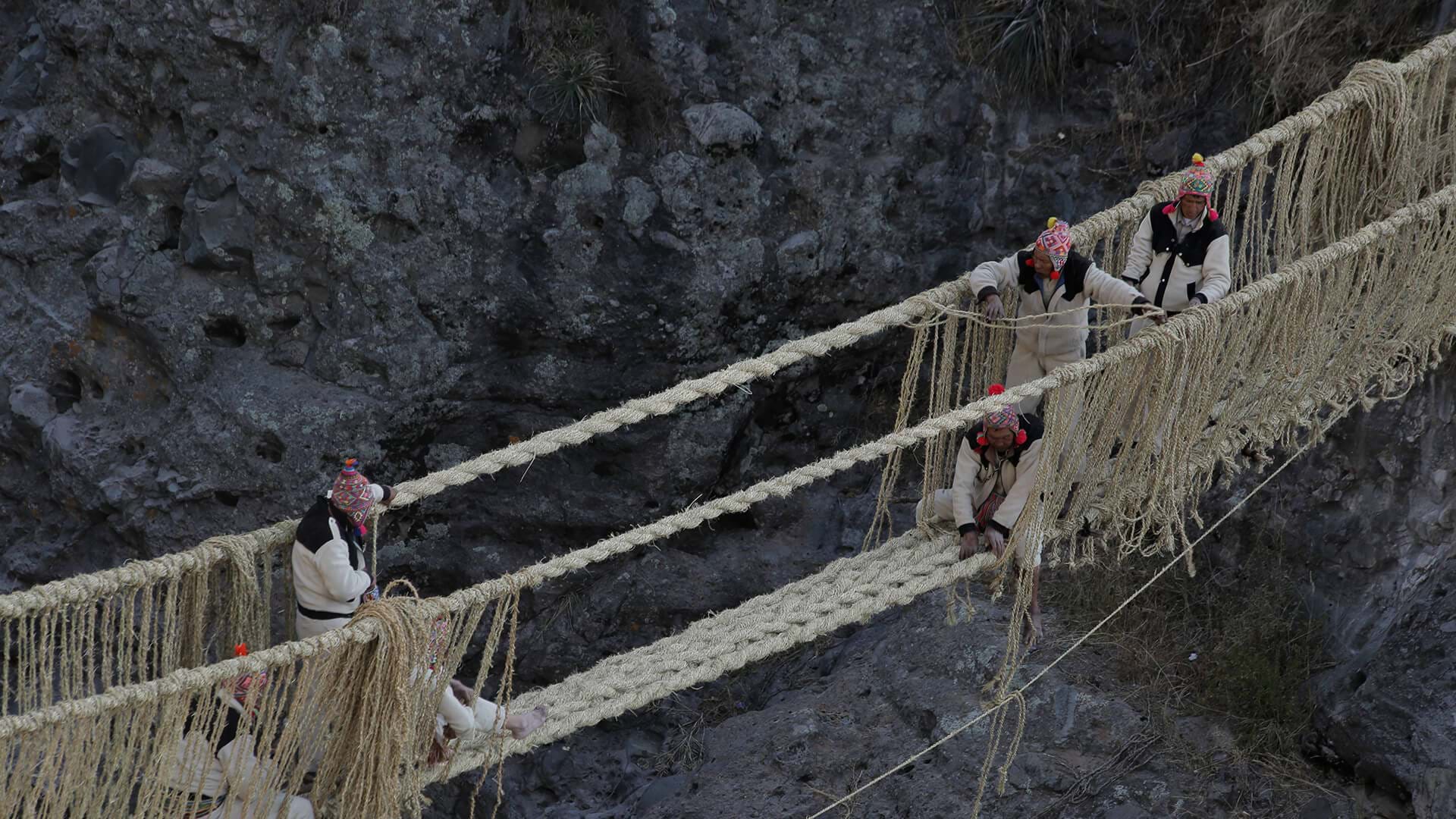 Q'eswachaka: the last Inca bridge