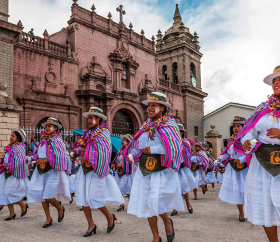 /Contenido/General/Imagen/es/1127/1.1/carnaval-de-ayacucho-desktop_.listado.jpg