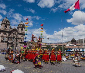 https://www.peru.travel/Contenido/General/Imagen/es/117/1.1/inti-raymi-2022.listado.jpg