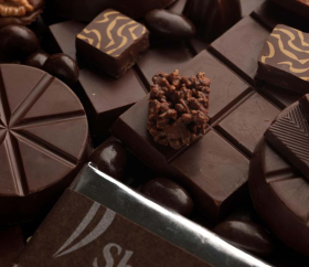 https://www.peru.travel/Contenido/General/Imagen/es/189/1.1/postres-cacao.listado.jpg