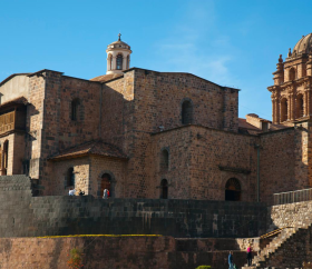https://www.peru.travel/Contenido/General/Imagen/es/293/1.1/qoricancha.listado.jpg