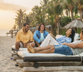 Peruanos en la playa