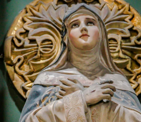 Estatua de Santa Rosa de Lima