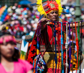 https://www.peru.travel/Contenido/General/Imagen/es/776/1.1/quipu.listado.jpg
