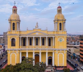 catedral-de-arequipa-desktop