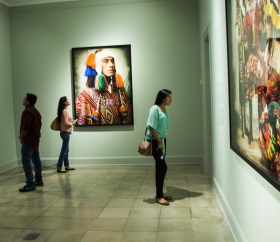 https://www.peru.travel/Contenido/General/Imagen/fr/503/1.1/museo-mario-testino.listado.jpg