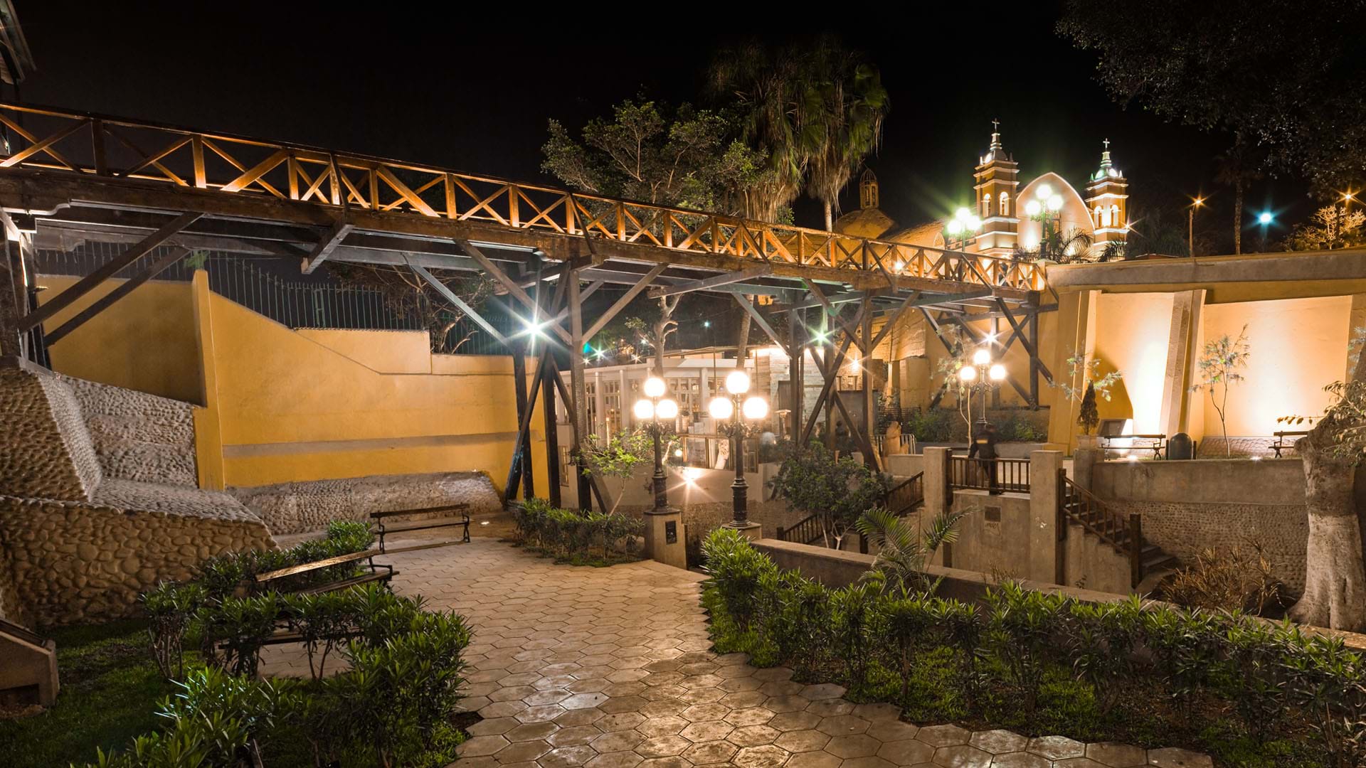 Qué puedes hacer en Barranco, el distrito más artístico y bohemio de Lima? Qué puedes hacer en Barranco, el distrito más artístico y bohemio de Lima?