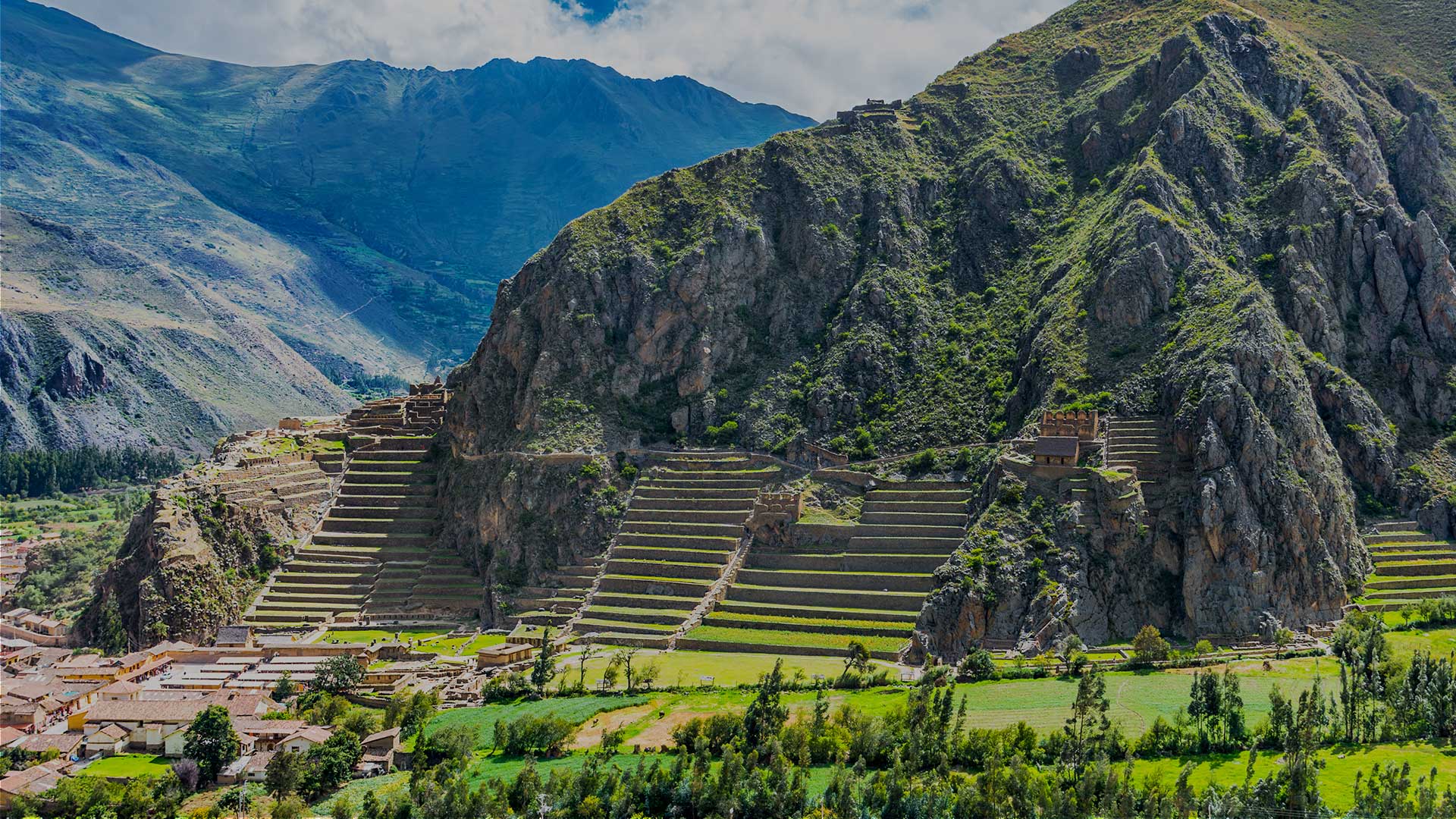 Condé Nast Traveler destaca a Ollantaytambo dentro de los mejores lugares del mundo para el 2023