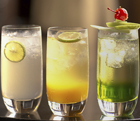 Pisco, bebida bandera del Perú, destaca en revista italiana