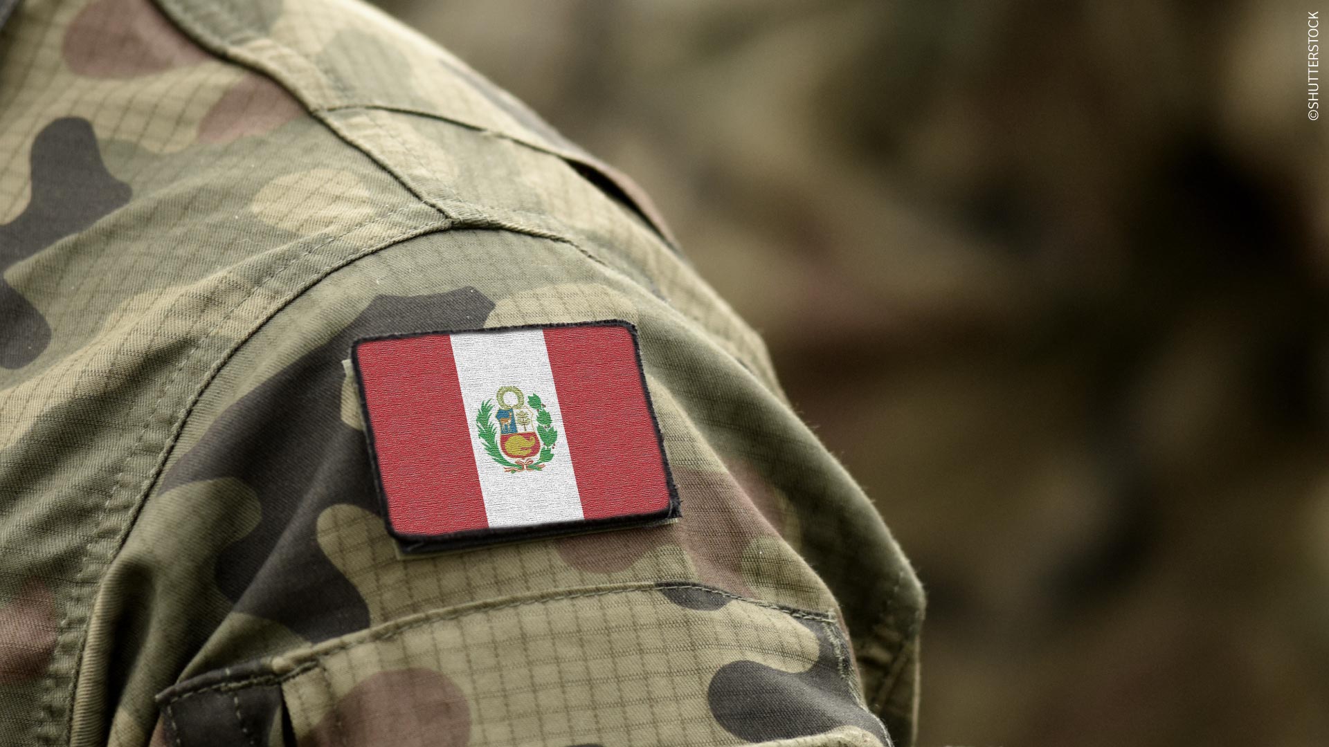 Peruvian flag on military uniforms. / © SHUTTERSTOCK