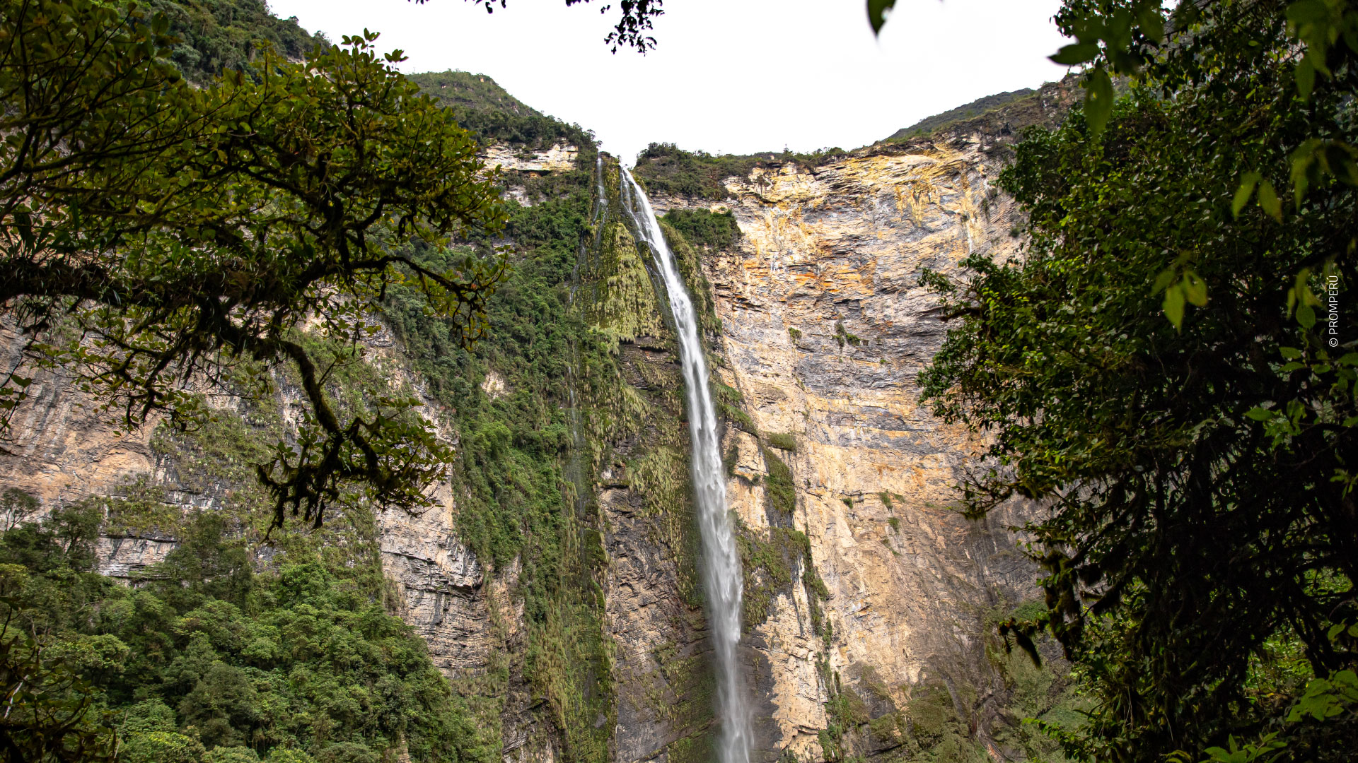 ゴクタの滝 / © PROMPERÚ