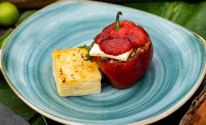 Rocoto relleno y pastel de papa