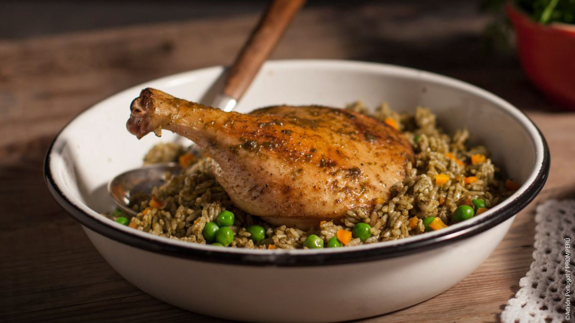 Lambayeques Vorzeigegericht „Arroz con Pato“. / © SHUTTERSTOCK