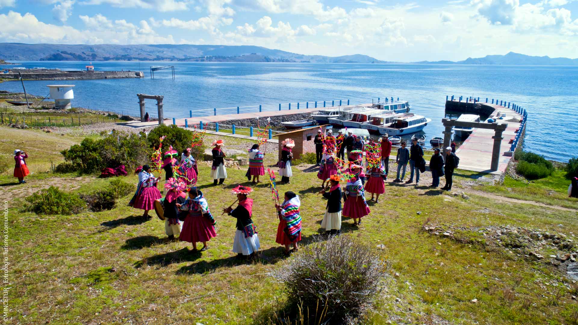 Experiential tourism in Amantani Island, Puno/ ©PROMPERU