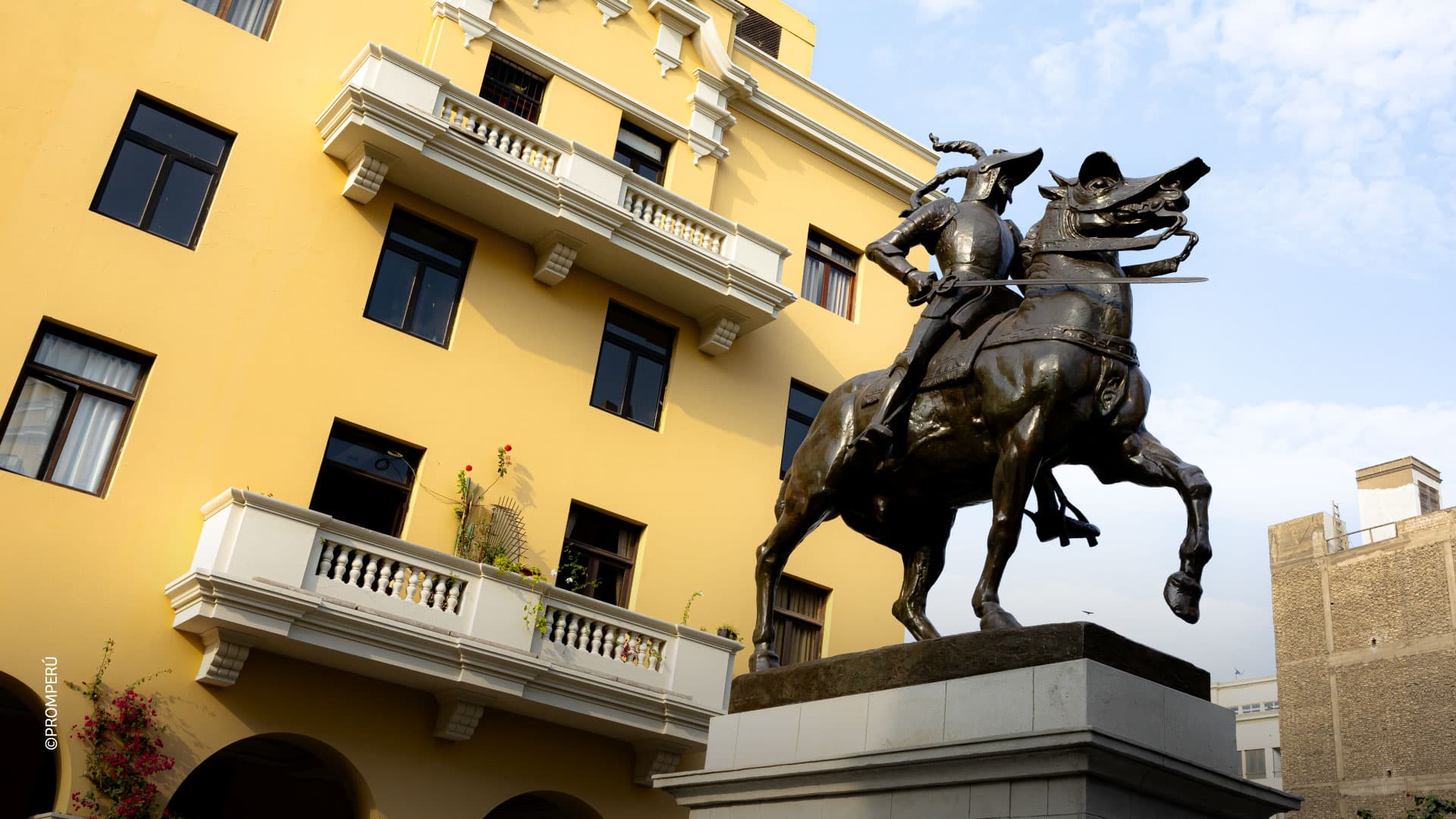 Pasaje Santa Rosa nel Centro di Lima