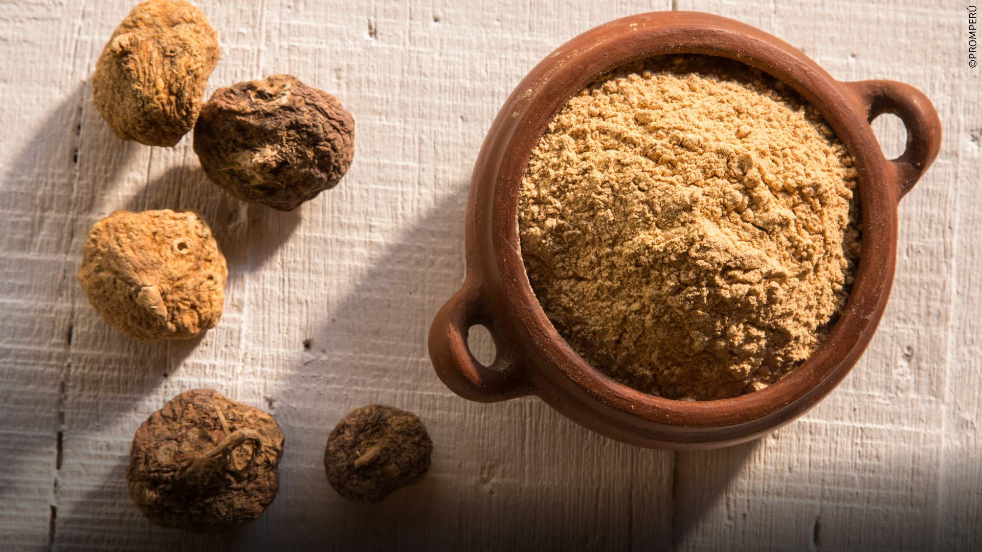 La maca, superalimento delle Ande, nella sua forma più pura e tradizionale.