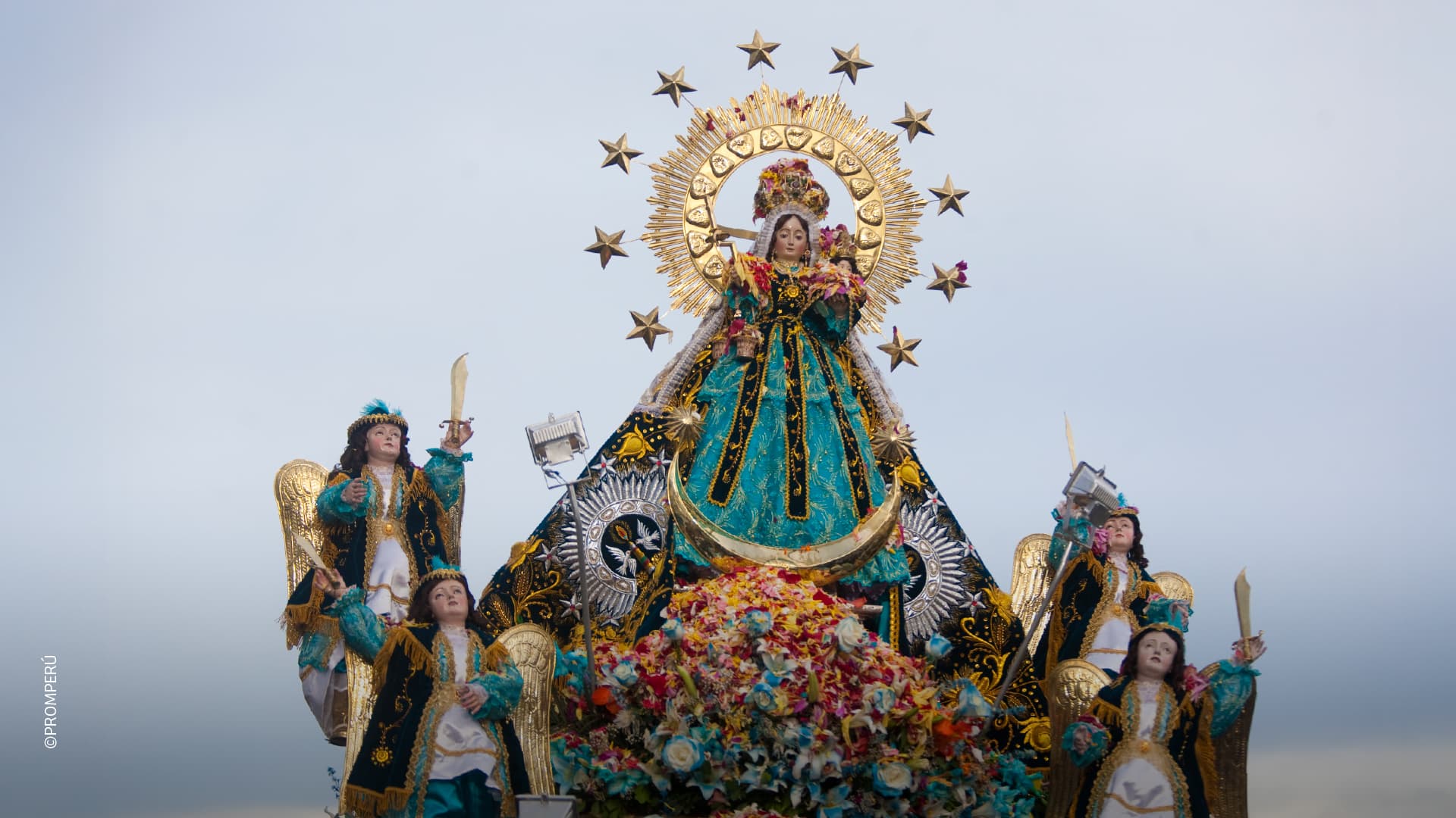 Procesión e Imagen de la Virgen de la Candelaria