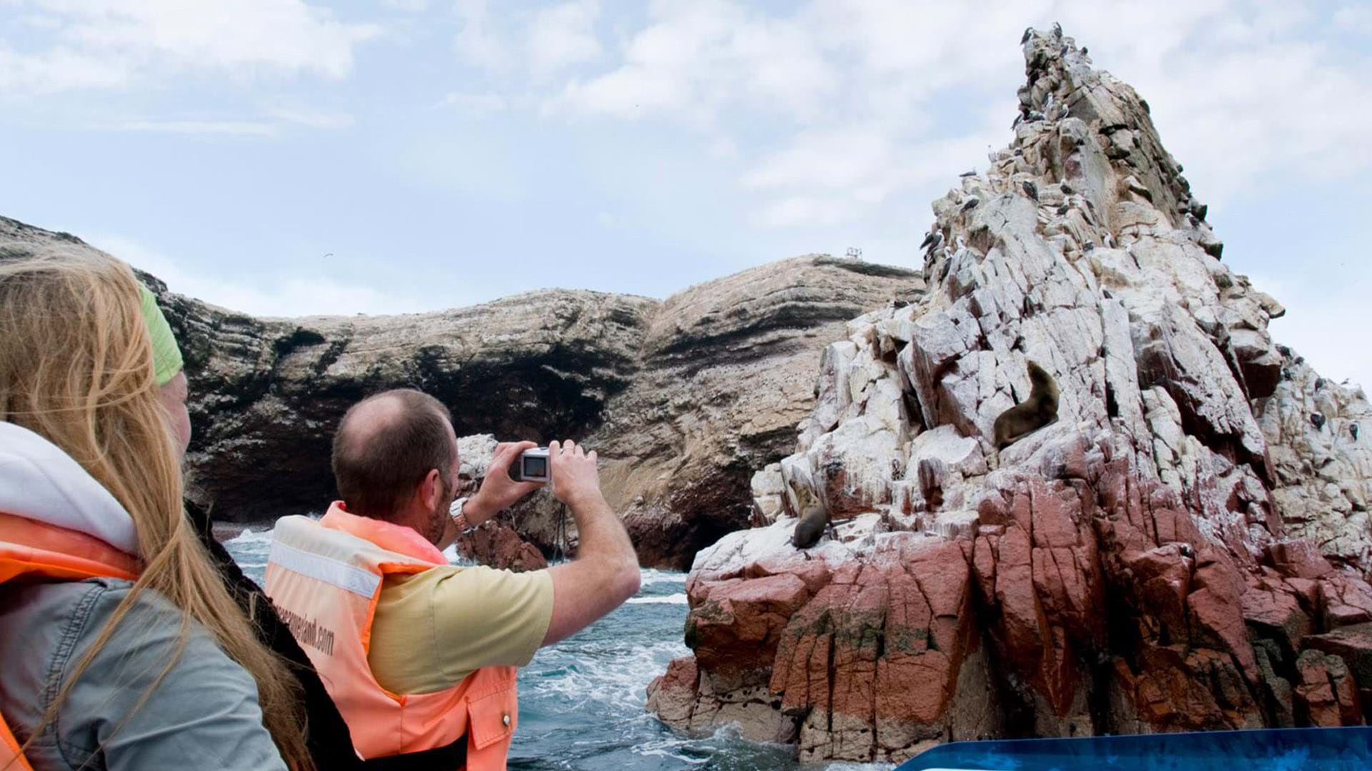 Turistas en Paracas