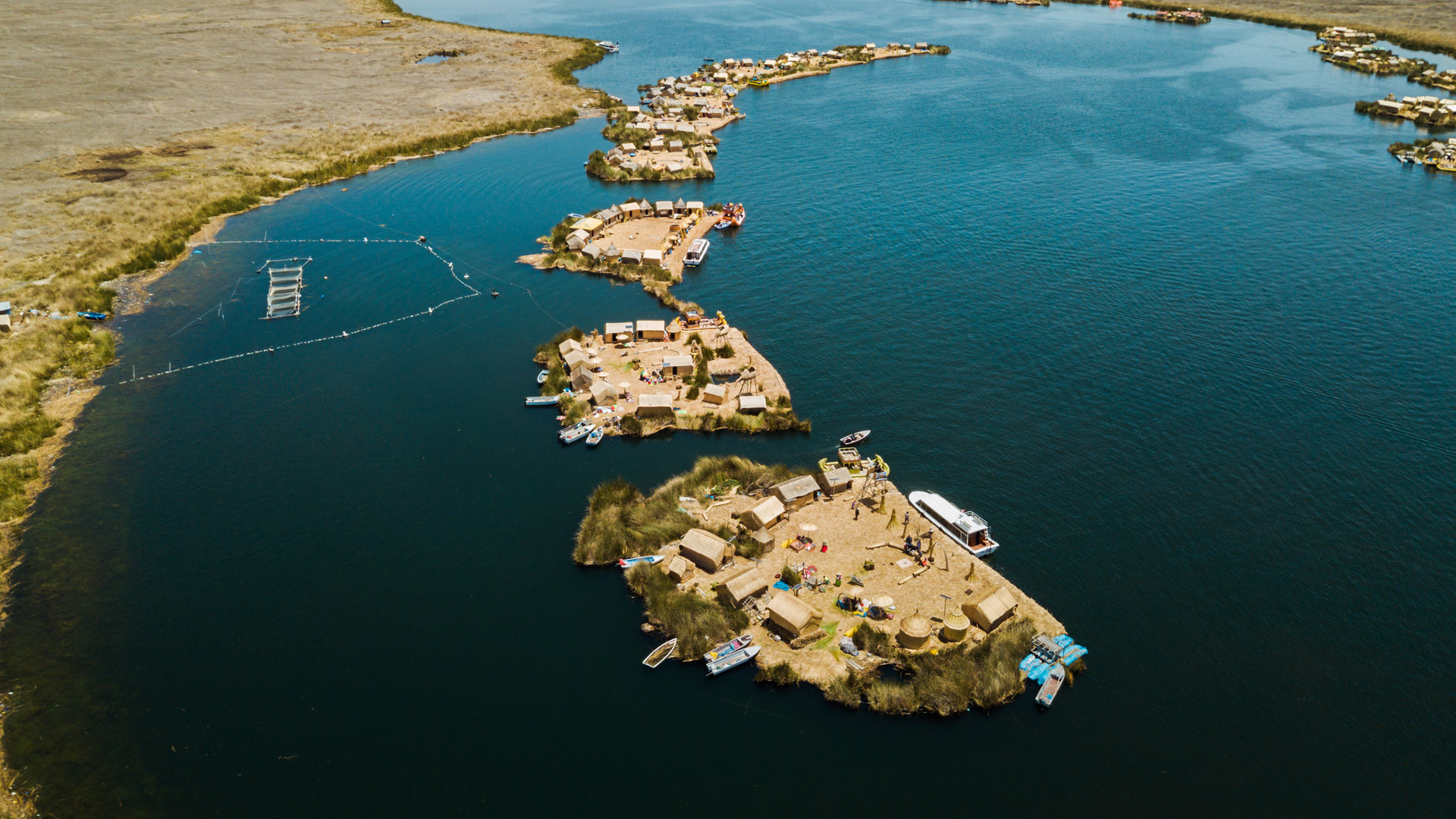 Islas de los Uros, Lago Titicaca