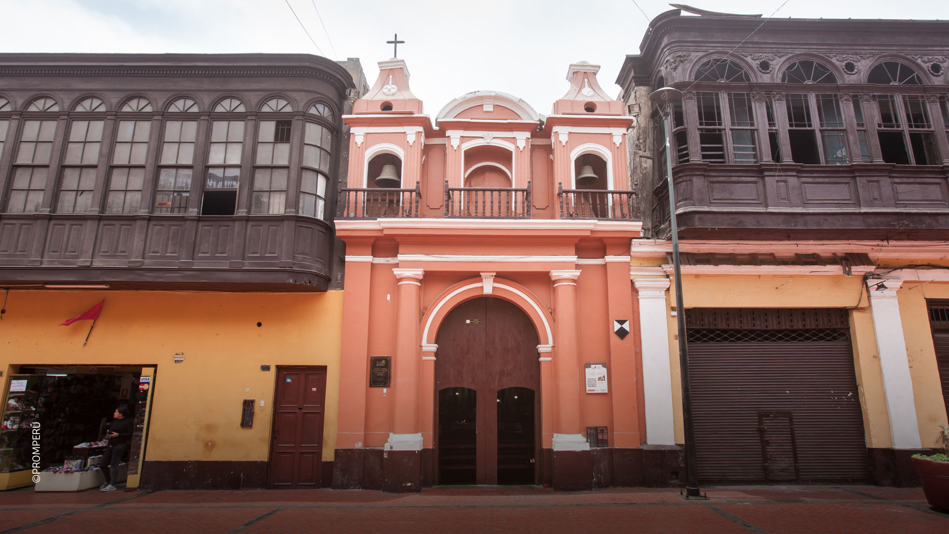 Parrocchia del Rosario, la chiesa più piccola del mondo Perù