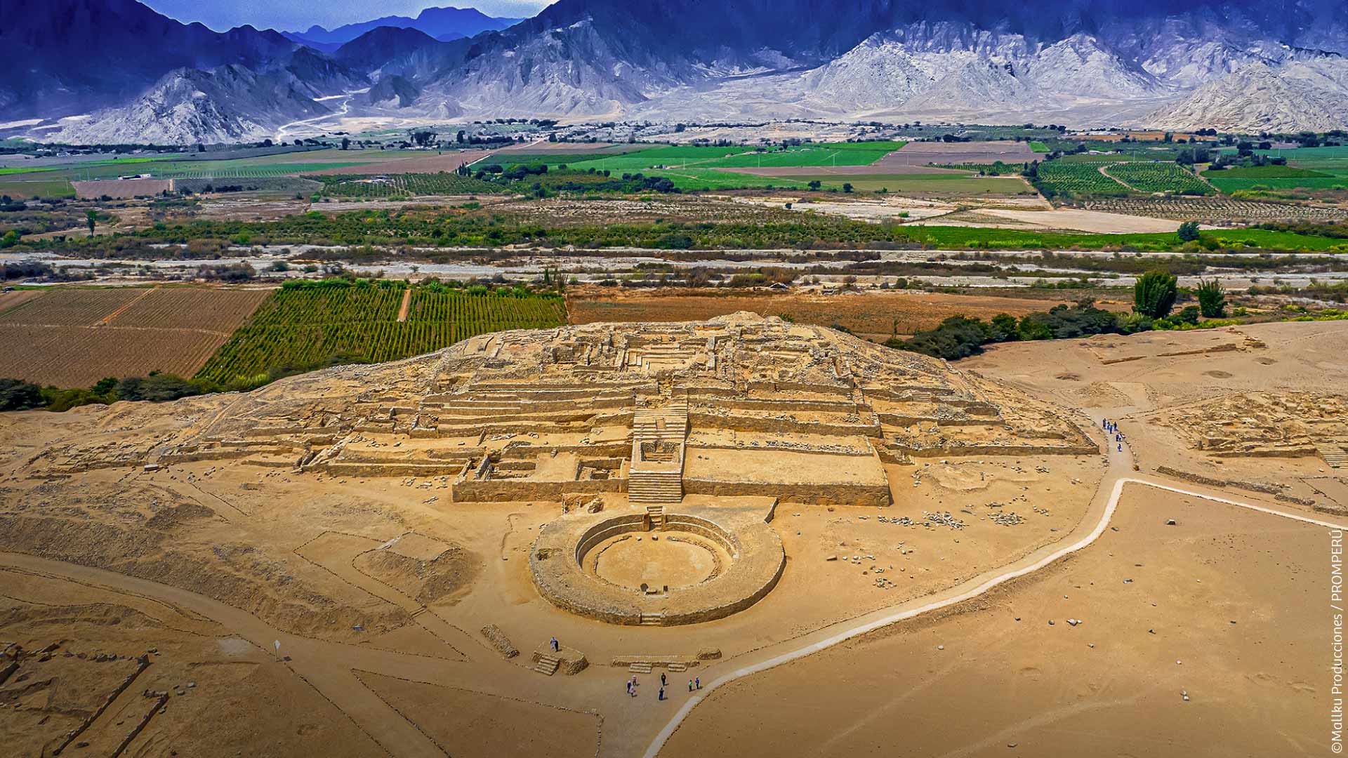 スーペ渓谷に位置するカラルの聖なる都市 / ©PROMPERÚ