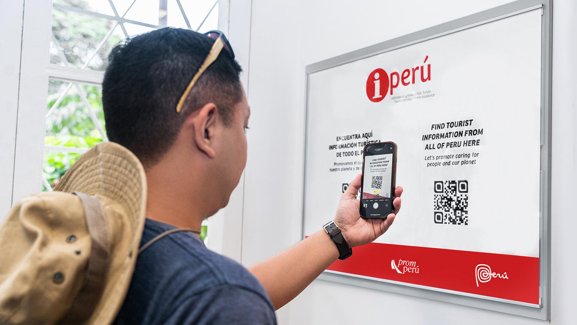 IPerú bietet Touristen eine neue WhatsApp-Nummer an, über die sie sich informieren können